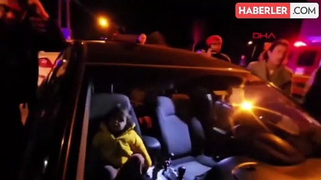 İnegöl'de Otomobilde Kilitli Kalan 2 Yaşındaki Çocuk Kurtarıldı