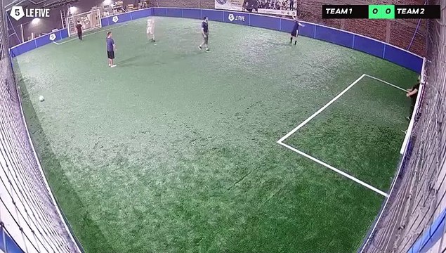 ROUEN 2 17/12 à 20:59 - Football Terrain 1 (LeFive Rouen)