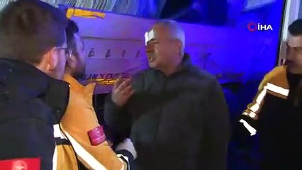 Eyüpsultan'da yolcu otobüsü ile tır çarpıştı: 1 ölü, 31 yaralı