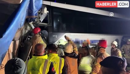 Kuzey Marmara'da yolcu otobüsüyle tır çarpıştı: 1 ölü, 31 yaralı