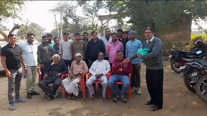 भाजपा कार्यकर्ताओं एवं सर्व समाज के लोगों ने  मिठाइयां बांटी