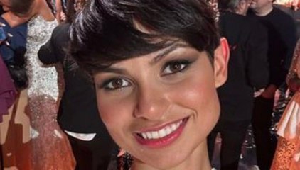 Titre paraphrasé: "De vives critiques d'une intensité choquante à l'encontre d'Ève Gilles, victime d'une vague dévastatrice