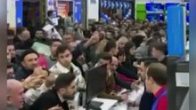 Bursa’da ucuz iPhone uğruna can pazarı! Birbirlerini ezdiler…