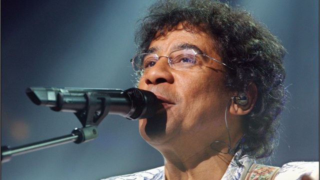 GALA VIDEO - Laurent Voulzy : Véronique Jannot, Mirella Lepetit… Qui sont les femmes de sa vie ? (1)