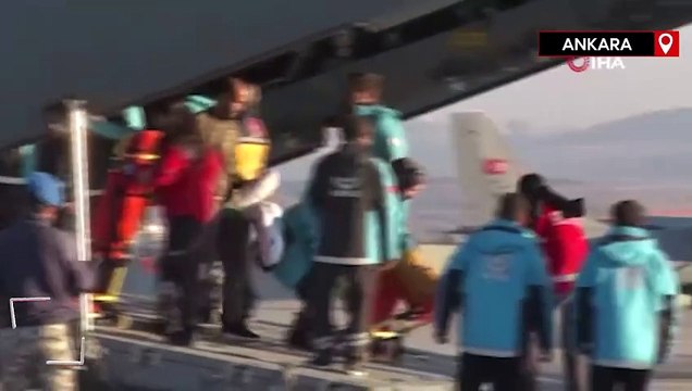 Ankara'ya getirilen Gazzeli sevinçten secdeye kapandı