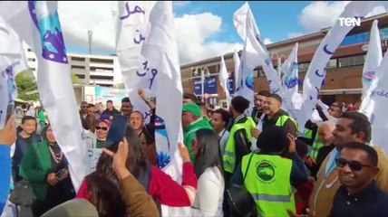 احتفالات جماهيرية بميدان سيدي جابر بالإسكندرية