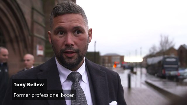 Mourners attend Bill Kenwright memorial