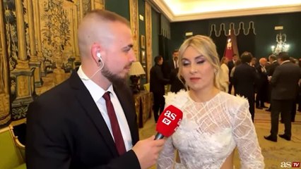 La broma de Susana al Cholo Simeone por su vestido