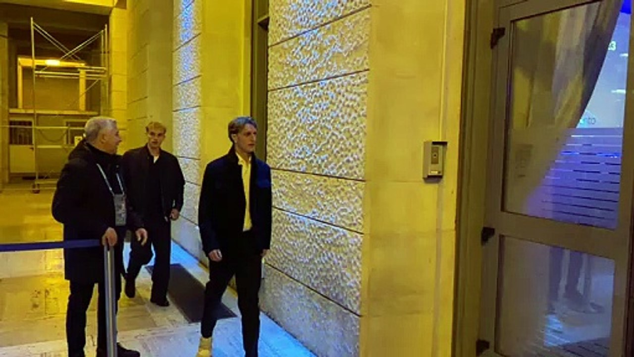 Rovella e Isaksen alla cena di Natale della Lazio