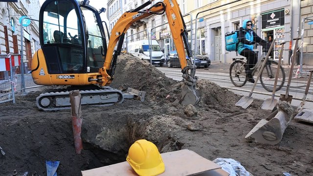 KRAKÓW REMONT PRZEBUDOWA ULIC ZWIERZYNIECKA IKOSCIUSZKI100_1 (1)