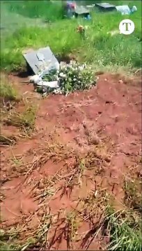 Moradores denunciam cabelos e crânios expostos em cemitério com cheiro de carniça