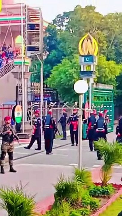 Bag ha Boarder Paras foji