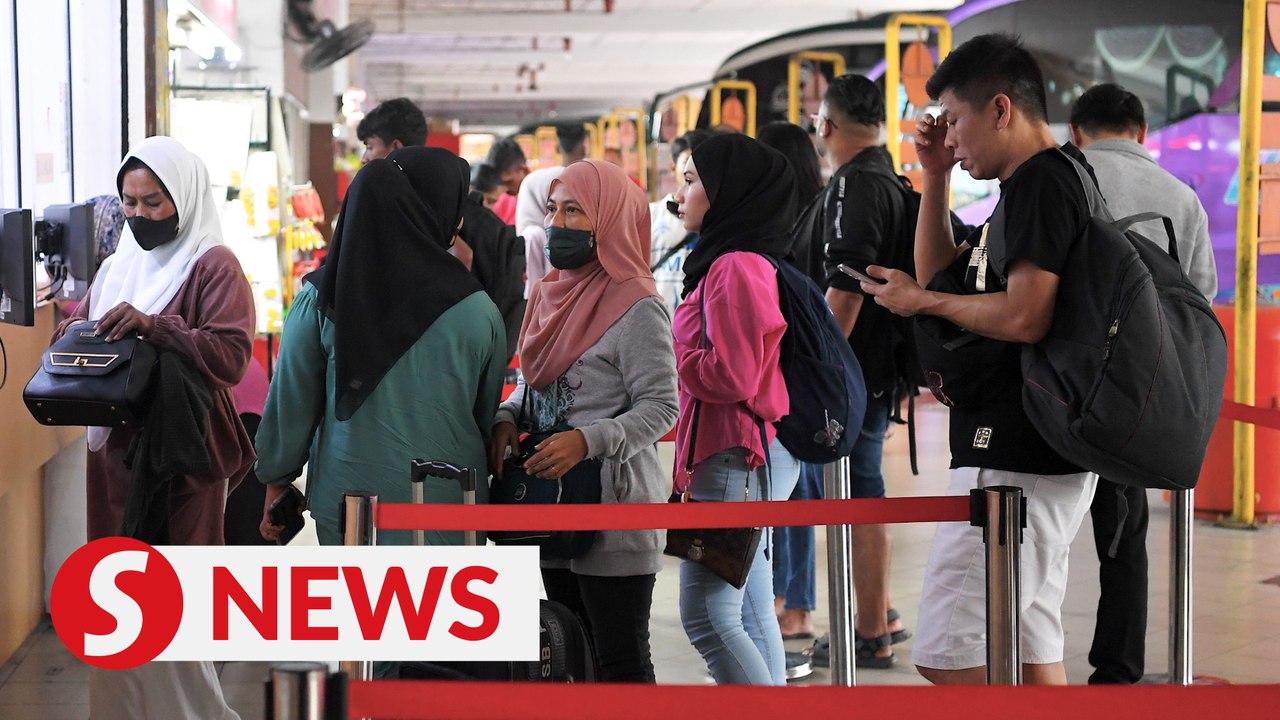 Covid-19: Face masks not mandatory but encouraged when using public transport, says Loke