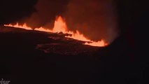 Las primeras imágenes aéreas de la erupción del volcán en Islandia: parece una película