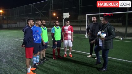 GÜNDÜZ ÇALIŞIP AKŞAM İDMAN YAPAN İŞİTME ENGELLİ SPORCULARIN HEDEFİ, YENİDEN SÜPER LİG