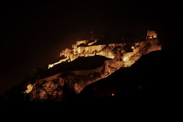 Tarihi Van Kalesi parıldıyor!