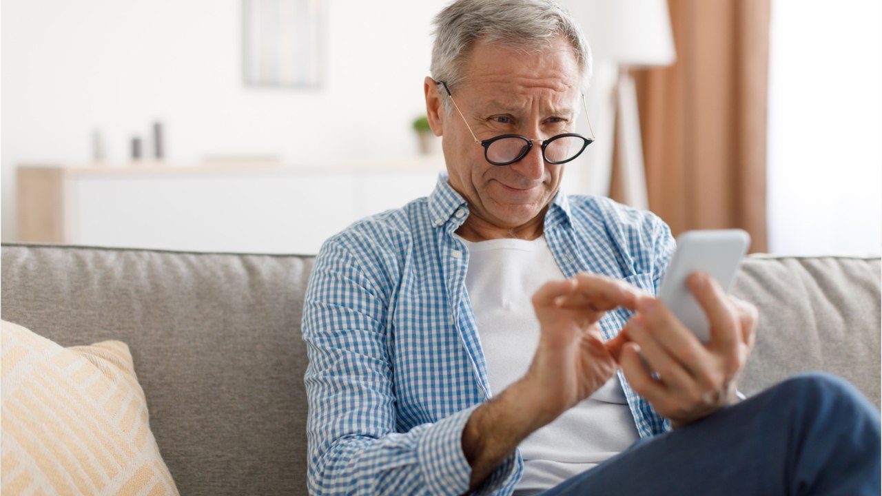 Poor vision: It could mean you have higher risk of having dementia, as per study