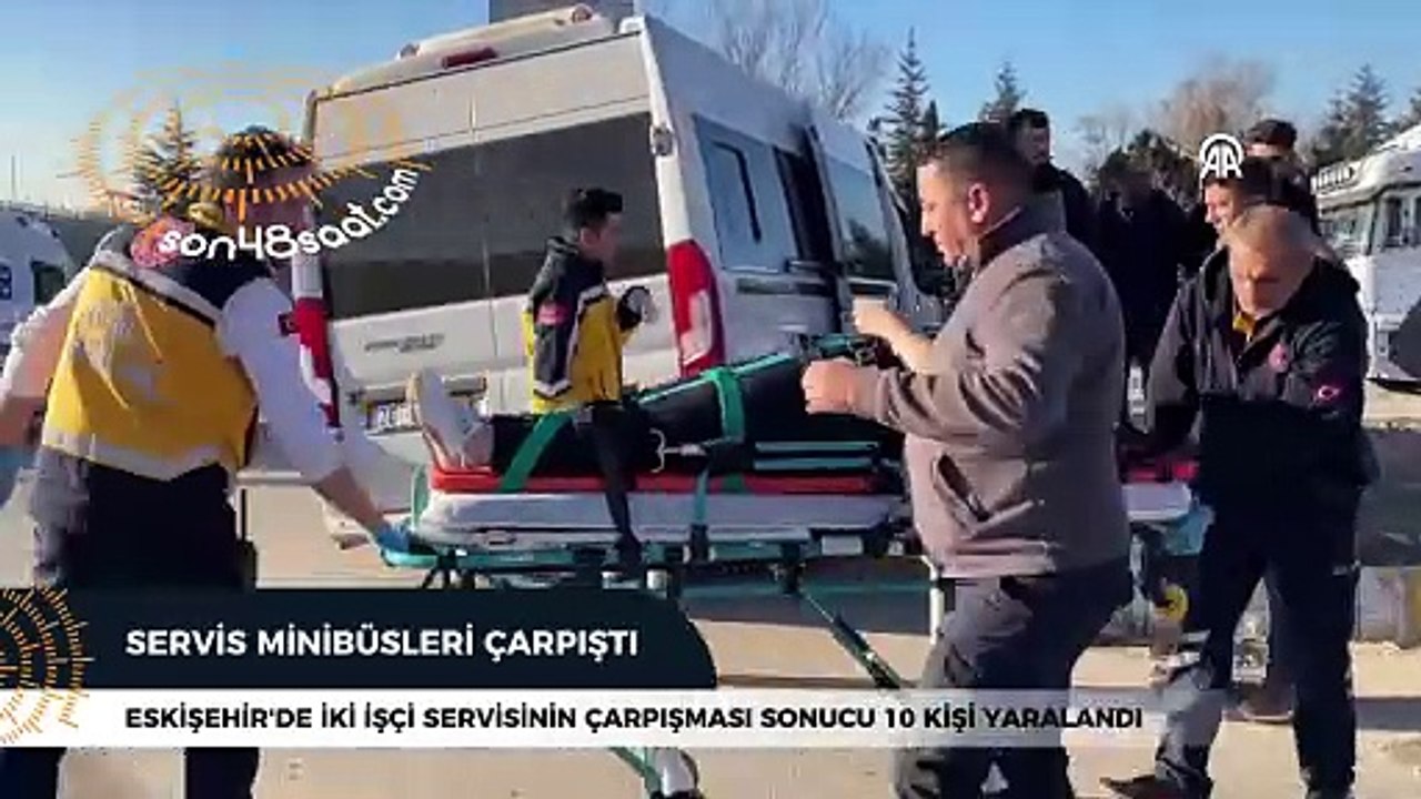 İki işçi servisinin çarpışması sonucu 10 kişi yaralandı