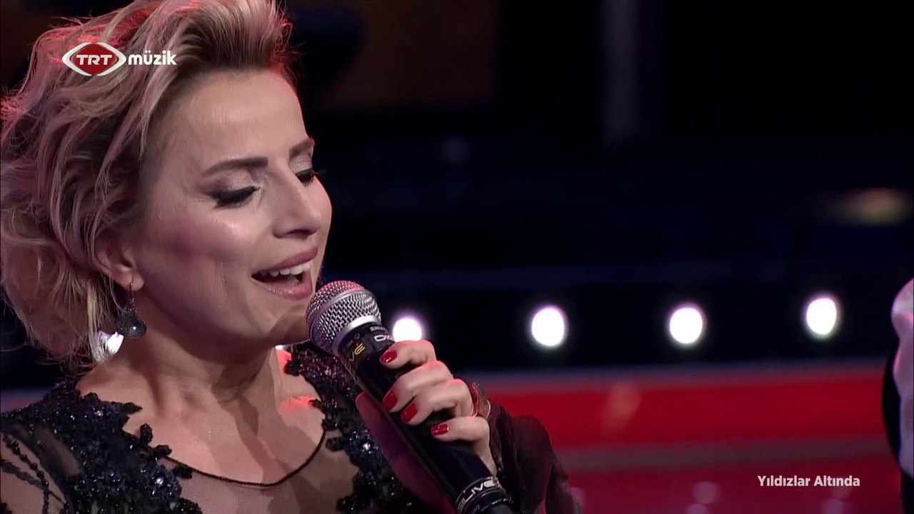 Ayşen Birgör / Uçurum uçurum gözlerine baktığım sensin