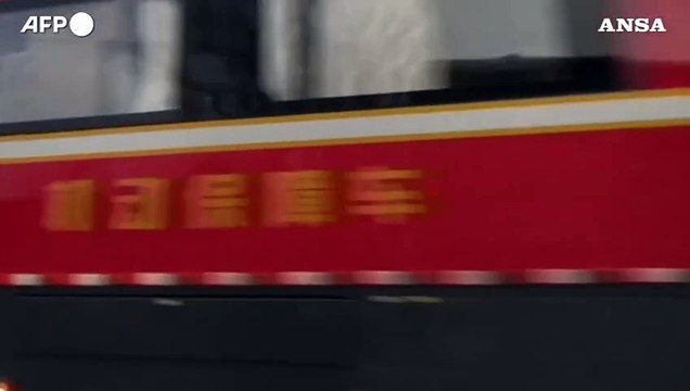 Terremoto in Cina, si contano i danni tra le macerie degli edifici crollati