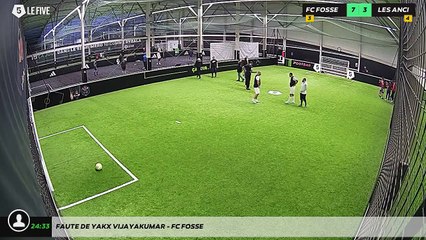 Faute de Yakx Vijayakumar - FC FOSSE