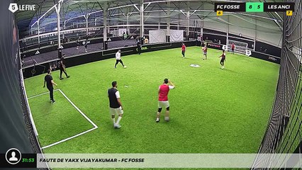 Faute de Yakx Vijayakumar - FC FOSSE