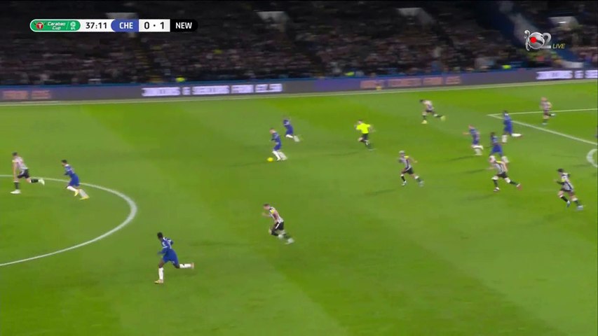 Broja shtang portierin e Newcastle, goli anulohet nga gjyqtari