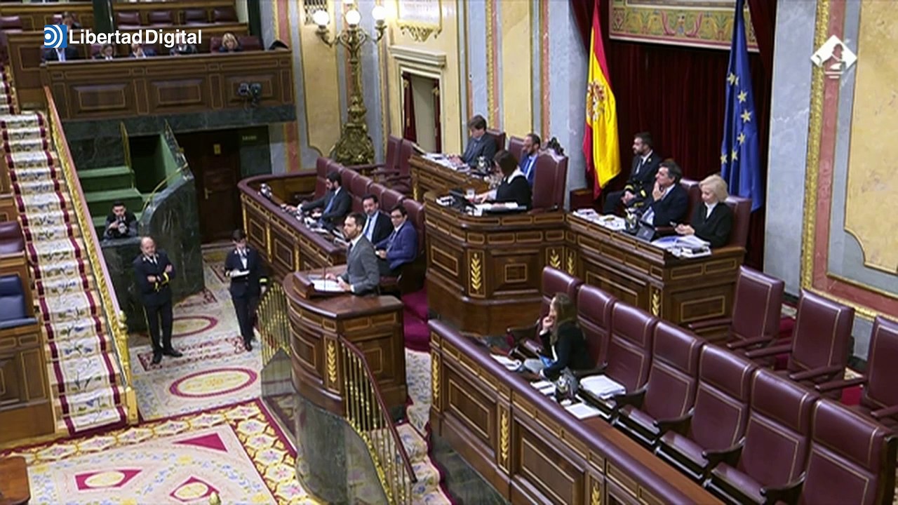 Monumental repaso de Sergio Sayas al Gobierno: "Son una amenaza para la democracia"