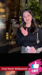 Sara Tendulkar Spotted with Singer Kanika Kapoor