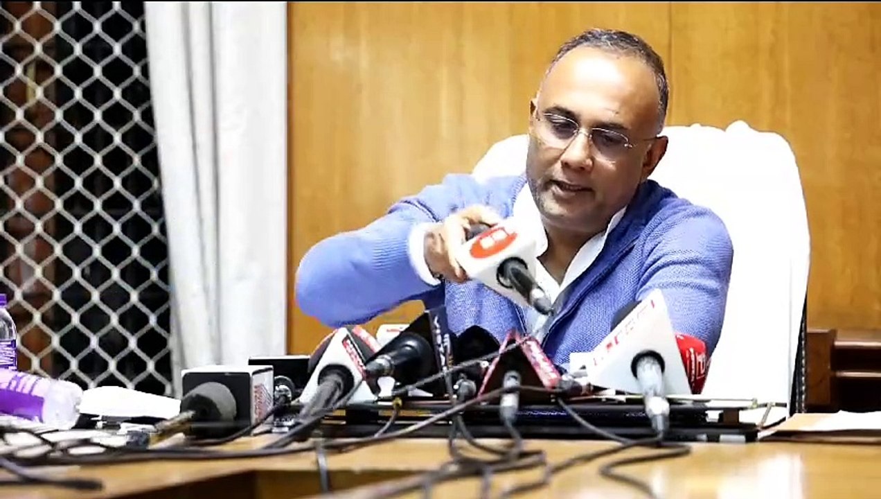 कोविड के लक्षणों साथ दूसरे राज्यों से कर्नाटक  पहुंचे लोगों के लिए कोविड जांच अनिवार्य