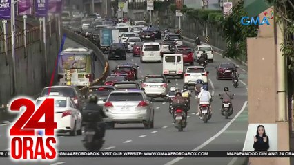 Mabigat na traffic, ramdam sa EDSA; ilang commuter, hirap sumakay | 24 Oras