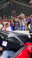 Hombre lució su carro modificado y así reaccionaron los aficionados del Olimpia