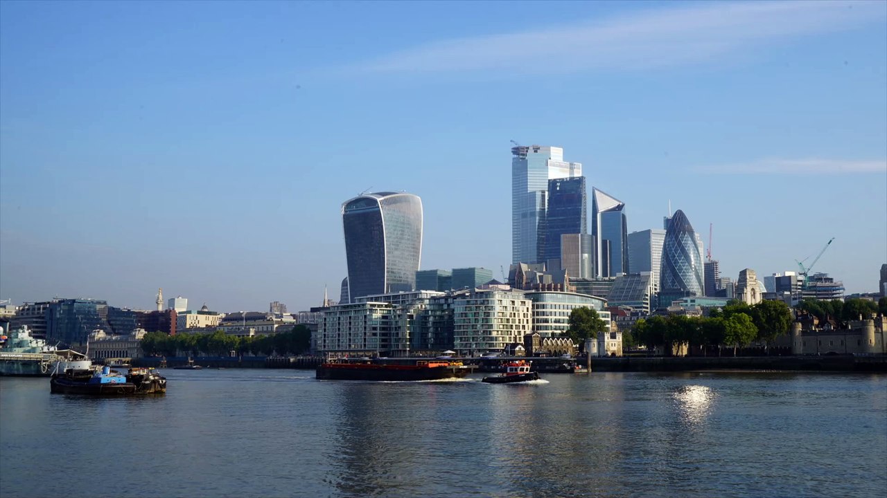Time lapse London city skyline.