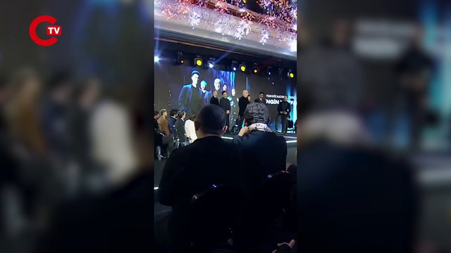 Şener Şen'in ödül törenindeki konuşması gündem oldu