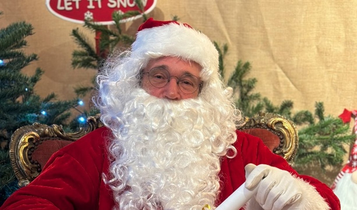 Pézenas : la maison du Père Noël et la galerie du Santonnier ont ouvert leurs portes