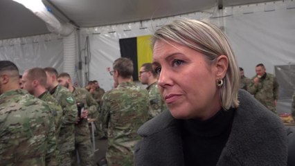 Un millier de militaires belges seront déployés à l'étranger début 2024 selon Ludivine Dedonder