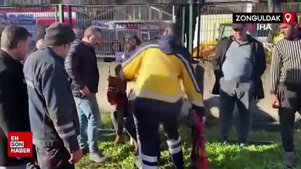 Zonguldak’ta trenin çarptığı otomobil 30 metre sürüklendi