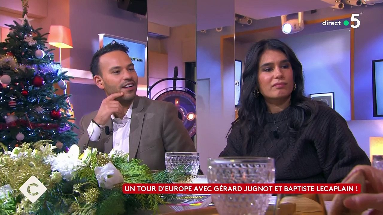 "T'étais super dans Complément d'enquête !" : Bertrand Chameroy très mal à l'aise dans C à Vous face à une blague de Sébastien Tohen à propos du reportage sur Cyril Hanouna