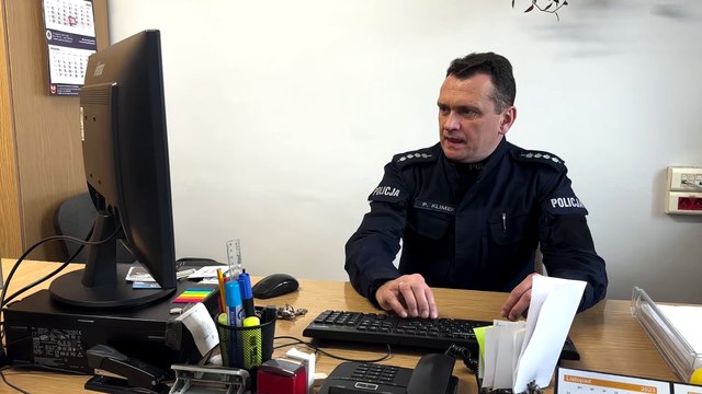 Tarnów - policja ostrzega przed przedświątecxznymi oszustwami