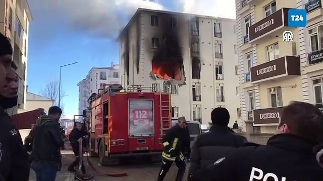 Kars'ta 5 katlı binada patlama