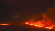 İzlanda’da yanardağ patlaması sonrası uyarı