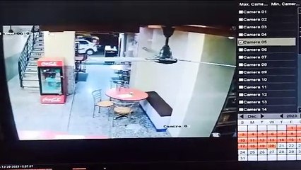 डिस्काउंट पर विवाद, होटल में तोड़-फोड़