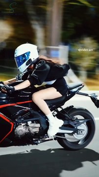 Bikers girl, knight riders, girls stunt on bike, bike stunt, bike race, bike Rider's, bike lovers