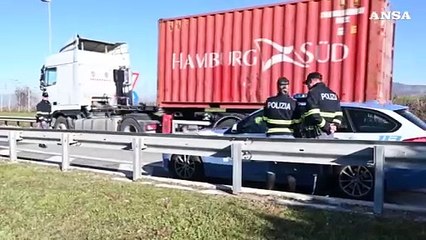 Nel mirino della polizia assicurazioni e revisioni