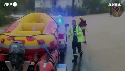 Il ciclone Jasper sull'Australia, inondate le regioni del Nordest