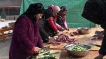 Sobreviventes do terremoto na China enfrentam frio glacial
