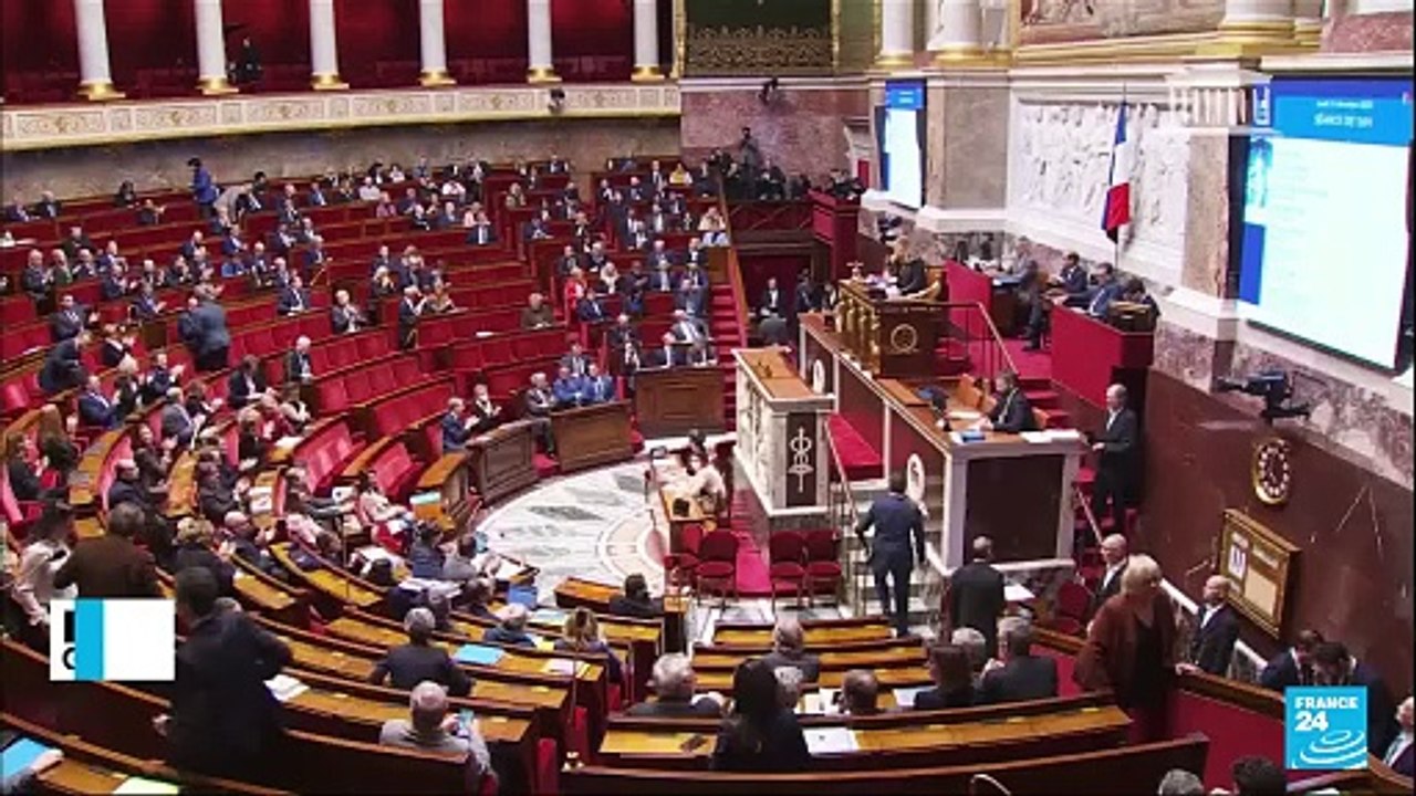 Francia: asociaciones de derechos humanos critican proyecto de ley antimigrantes