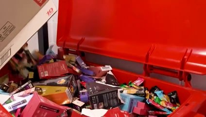 Growing calls to support young people quitting vapes