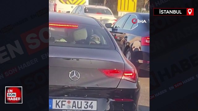 İstanbul'da eşini engelli çocuğunun yanında darbetti