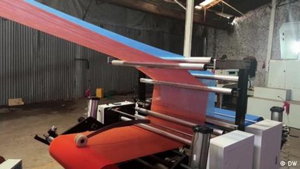 Congo factory aims to eliminate plastic bags